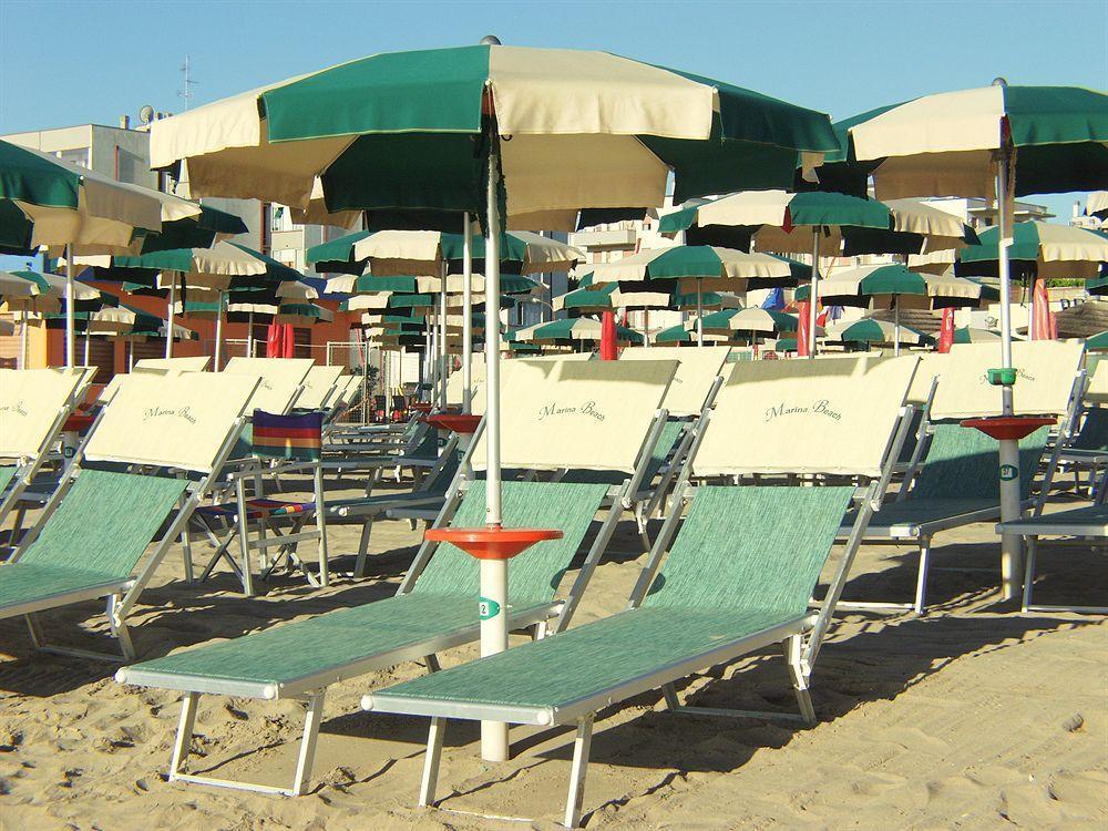 Hotel Marina Beach - Azzurro Club Равенна Экстерьер фото