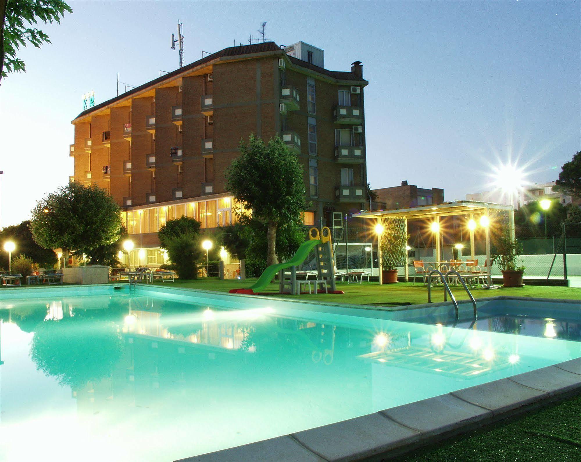 Hotel Marina Beach - Azzurro Club Равенна Экстерьер фото